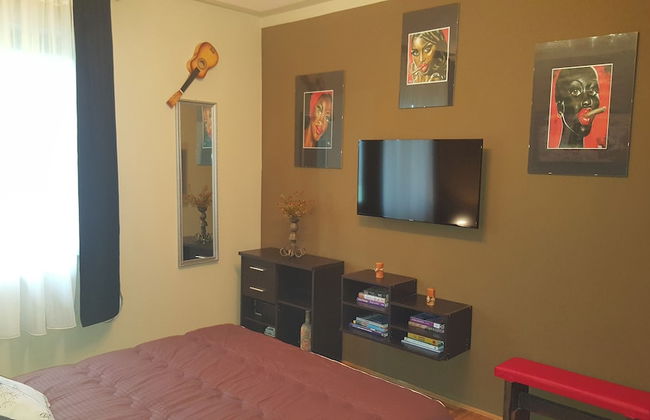 Riko & Mima Apartment - Photo 6