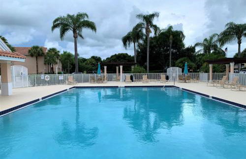 Right Direction Rentals - Foto 42