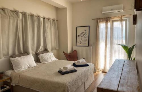 Sea View Serenity 3BR Home near Beach & Town - Photo 1
