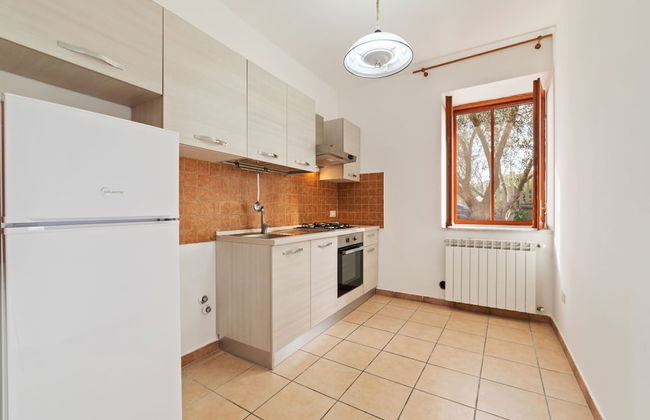 Apartment in Agropoli With Garden - Photo 18