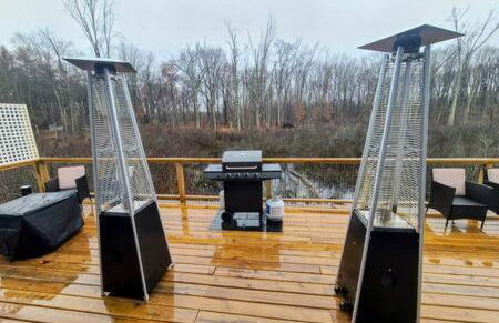 Stunning Lake Home w arcade and huge deck - Foto 57