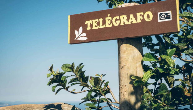 Trilha pela Pedra do Telégrafo - Foto 5, Placa indicativa da Pedra do Telégrafo