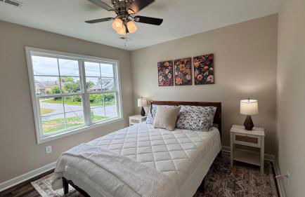 Downtown Liberty New Modern Cozy 4 Bed Townhome - Foto 9