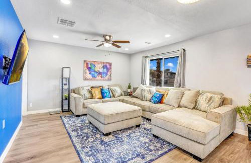 Big Group, Remodeled, Landscaped, King Beds, Desks - Foto 2