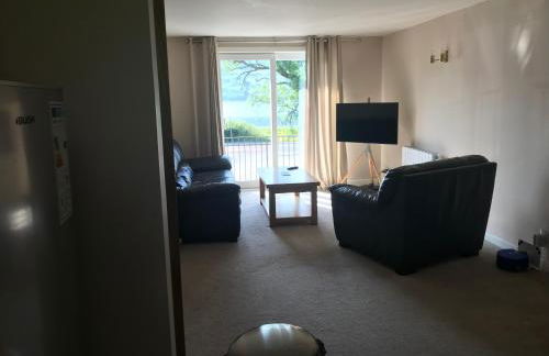 Borrodale, one bedroom apartment with balcony and loch view. - Photo 2