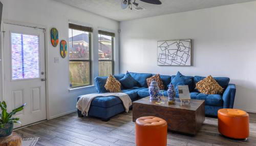 5BR BIG Home in Tomball, Game Room 10 pax - Foto 3