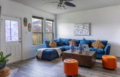 5BR BIG Home in Tomball, Game Room 10 pax - Foto 3