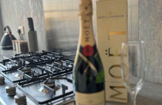 NEW! Grimsby Central, Spacious, 2 Bedrooms - Photo 14