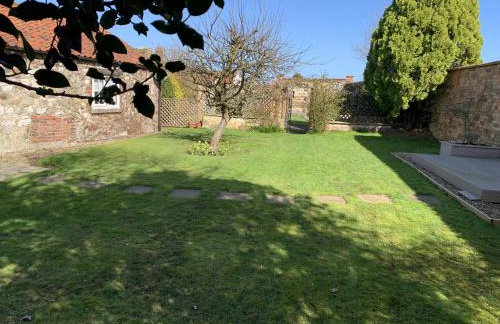 Blacksmiths Cottages - Photo 31