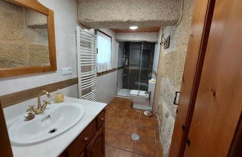 La Casa de las Rocas - En la Ribeira Sacra - Foto 3