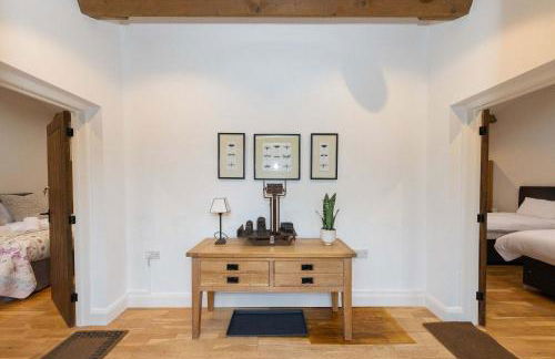 Rural Cottage Accommodation for 14 - Photo 32