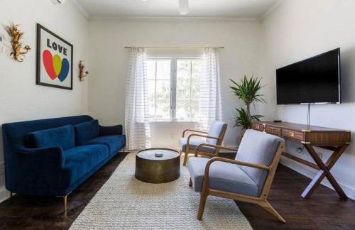 Amazing Estate close to Beach & Downtown → Sleeps 17 - Foto 8