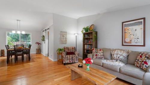 Large Family-Friendly Home on NW Side - Dogs OK - Foto 5