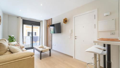 Gala Holidays City Center and Beach - Photo 4