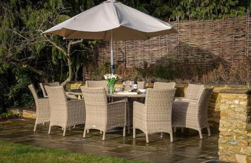 Beautiful Cotswold Farmhouse with Hot tub - Foto 15