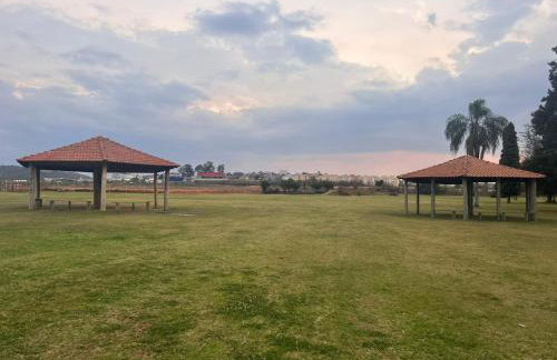Casa independente e espaçosa em Poços de caldas - Foto 31