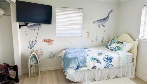 Tropical PoolHome Walk to Shops Near Beach - Foto 4