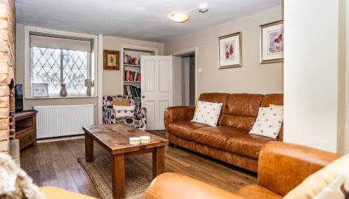 Historical Sherwood Forest Cottages - Sleeps 16 - Foto 4