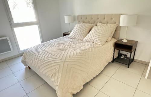 Appartement T3 moderne et cosy, à Hopitaux-Facultés - Foto 8