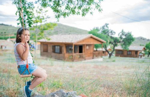 Aldea Los Odres - Cabañas de Madera de 1ª con Piscina Privada y BBQ en la puerta - Foto 20