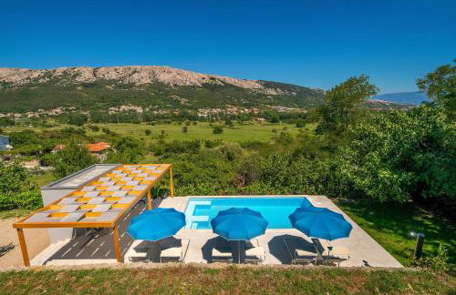 Apartment Juranić II with pool - Photo 5