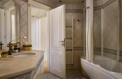 Marilyn Manor, Exclusive Hideway, By ThinkVilla - Foto 31