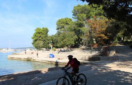 Holiday Home Lujo - Photo 11