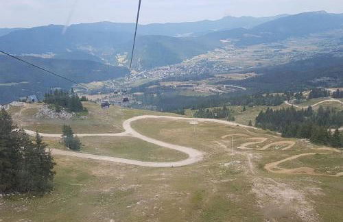 STUDIO CHALEUREUX aux pieds des pistes de ski des Glovettes - Foto 27