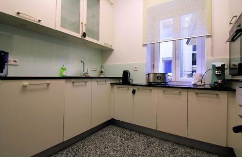 Luxury city apartment - view of river and castle - Foto 19