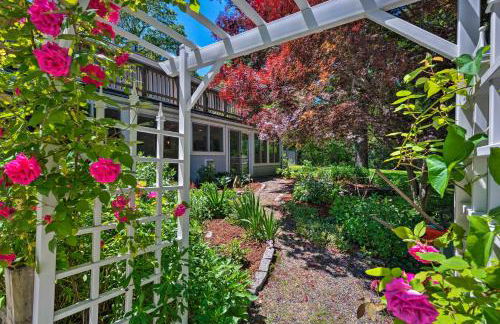 Cape Cod Area Home with Fire Pit Less Than 4 Mi to Beach! - Foto 2