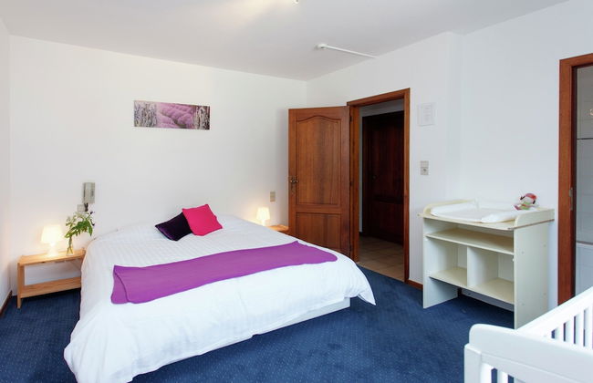 Group Getaway With Sauna - Photo 7