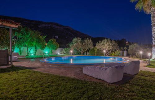 Cuervo Poolside Villa - Photo 15