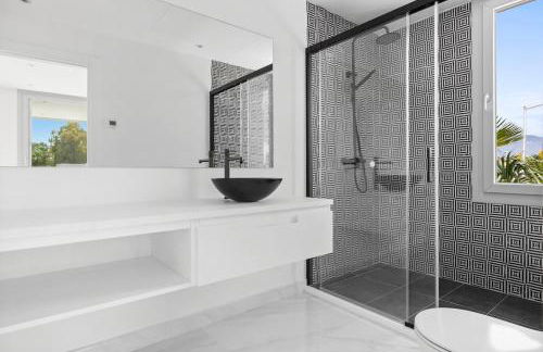 Villa Adelfa - Beachside Modern Villa in Marbella - Foto 17