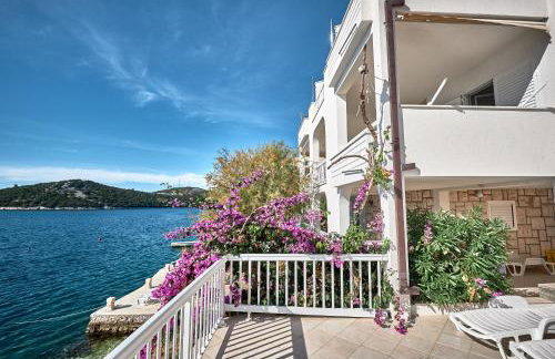 Repic Apartments - Photo 14