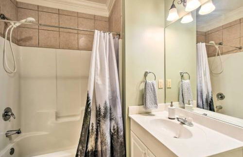 Sunny Clayton Condo on Kingwood Golf Course! - Foto 19