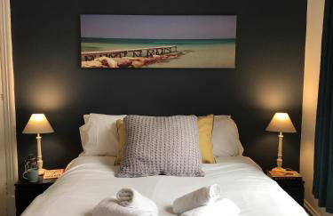 Bright Spacious 3-bed With Office & Patio, Preston - Foto 44