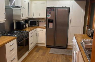 Yellow house on the hill - Foto 15