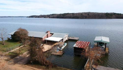 Lakeside Pleasure Island Cabin with Deck and Gas Grill - Foto 2