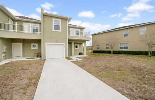 Comfortable 4 bedroom 4 bath Home Near Disney - Foto 24
