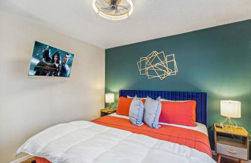 Kings, 75" TV & Backyard Fun - NearWesley - Foto 9