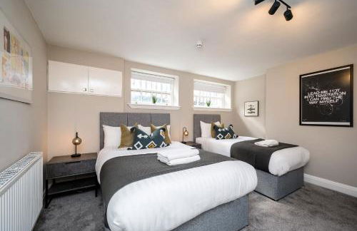 Picasso's Place Liverpool Apt Sleeps 9 - Foto 6