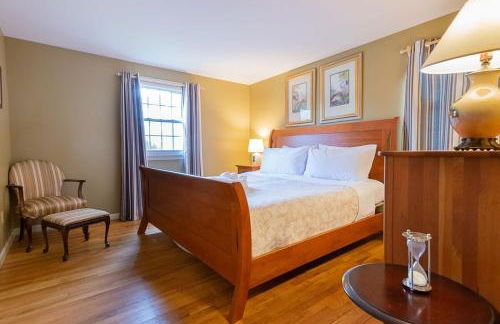 Spacious Home by Beach Dog Welcome - Photo 14