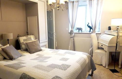 Maison spacieuse avec jacuzzi à Saint-Georges-sur-Baulche - Foto 4