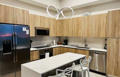 BRAND NEW TOP FLOOR IN THE HEART OF MIAMI - Foto 21