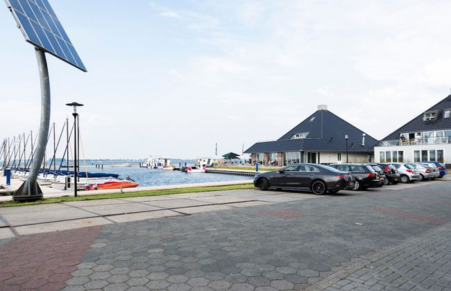 Houseboat Sneekermeer With Sun Deck - Foto 26