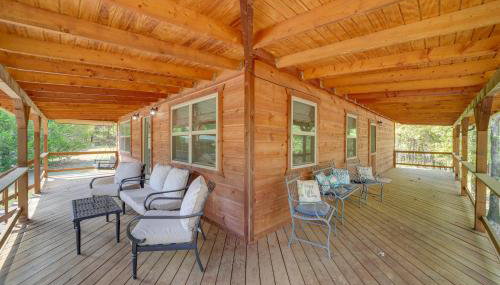 Clayton Cabin with Wraparound Deck Steps to Lake! - Foto 2