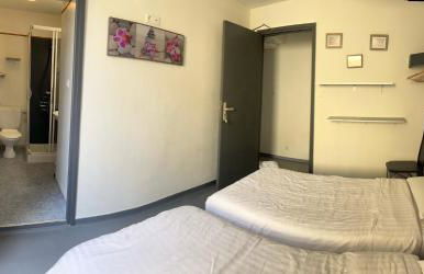 CHAMBRE TWIN PROCHE de LA GARE - Foto 17