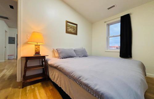 Entire Charming 3B1B in Federal Hill free parking - Foto 5