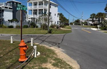 Lux min to Beach and Hospital with Hot Tub - Foto 38