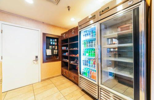 Phoenix 1bd Queen Economy - Photo 17